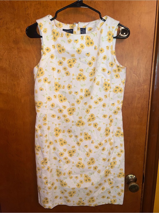 Liz Claiborne Dresses & Skirts - Liz Claiborne White and Yellow Floral Midi Dress